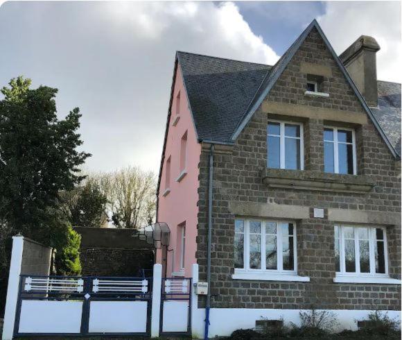 Maison Rose Chérencé-le-Roussel 外观 照片